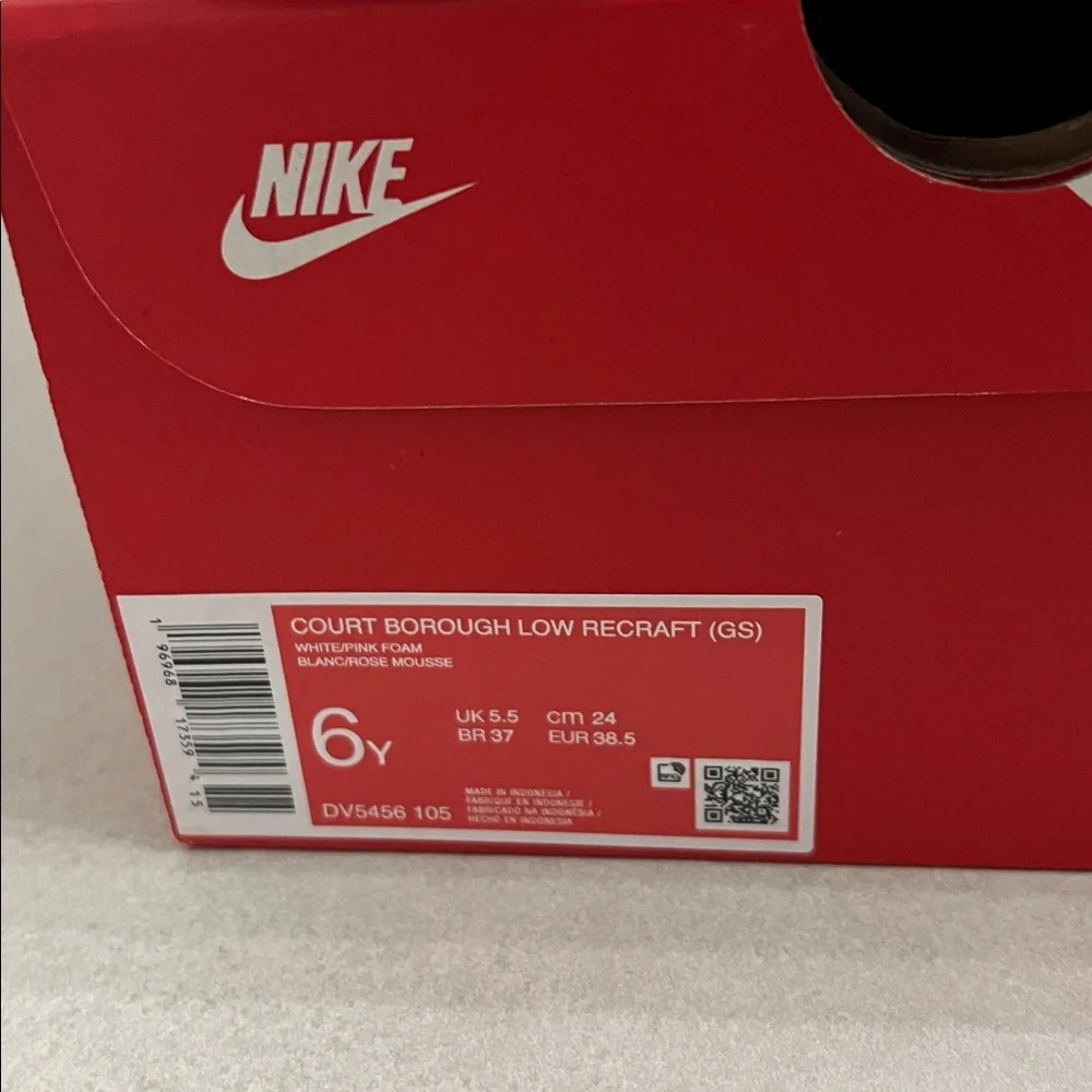 Nike Court Borough Low pastel Pink and White Sneakers - Picture 4 of 4